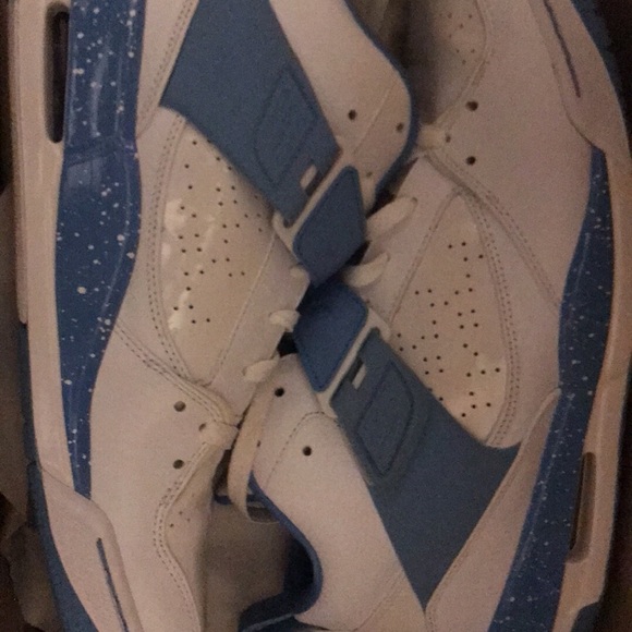 Jordan Flight 45 - Picture 2 of 5